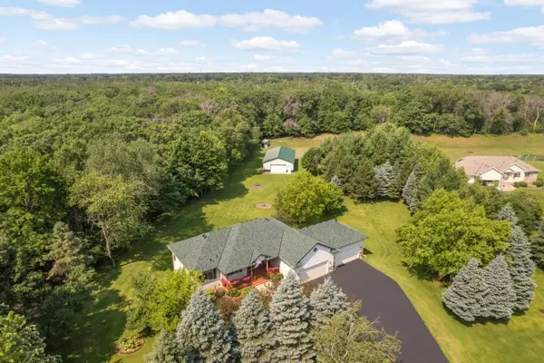 23322 Isanti Street Ne, Bethel, MN 55005