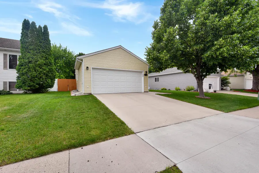 1510 28th Avenue S, Fargo, ND 58103 - #3