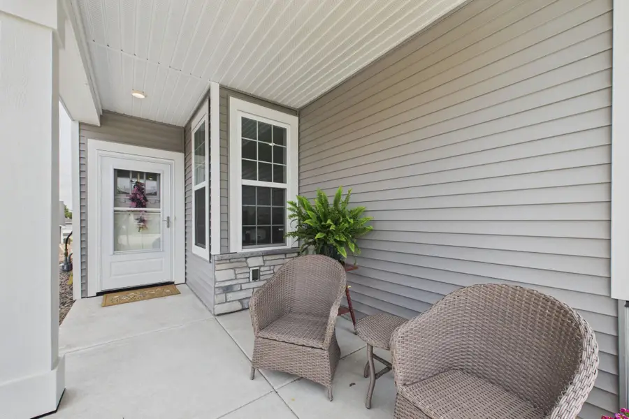 196 Liberty Heights Drive, Chaska, MN 55318 - #3