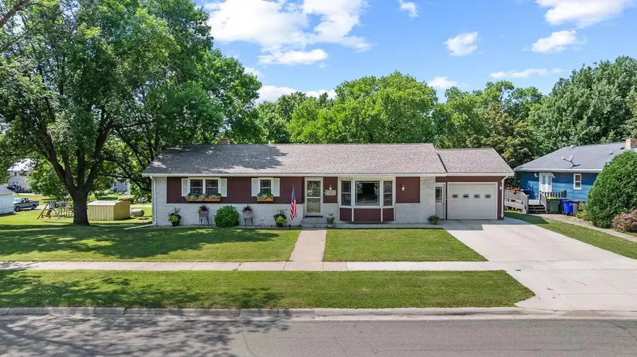 409 N Monroe Street, Minneota, MN 56264 - #3