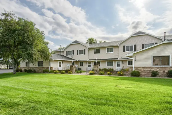11345 Ibis Street Nw, Minneapolis, MN 55433