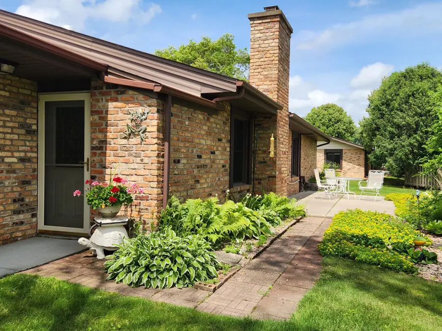 1064 Zanzibar Lane N, Minneapolis, MN 55447 - #2