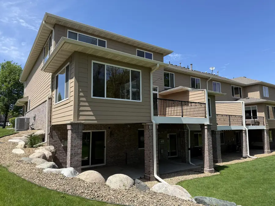 2526 Waterfall Way Nw, Prior Lake, MN 55372 - #2