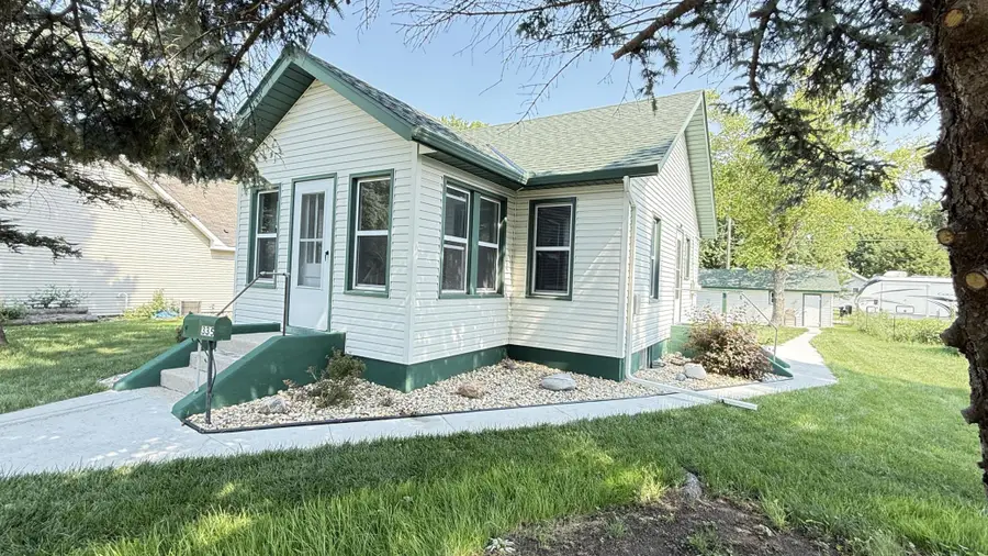 335 E Schlieman Avenue, Appleton, MN 56208 - #3