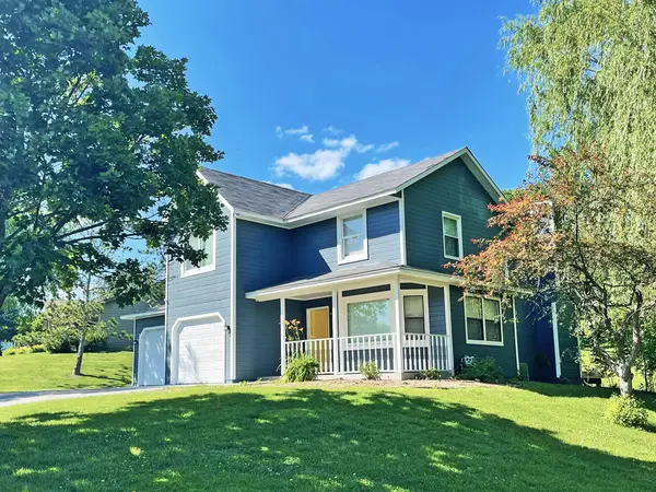7887 Grinnell Way, Lakeville, MN 55044