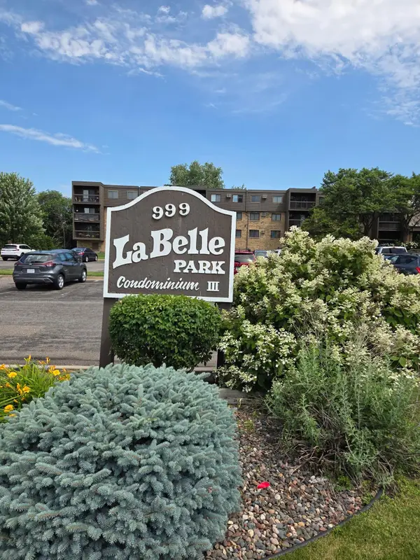 999 41st Avenue Ne #307, Minneapolis, MN 55421