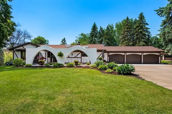 6223 Elm Ridge Circle, Hamel, MN 55340