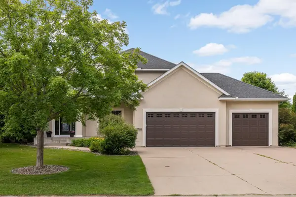 2748 105th Avenue Ne, Blaine, MN 55449