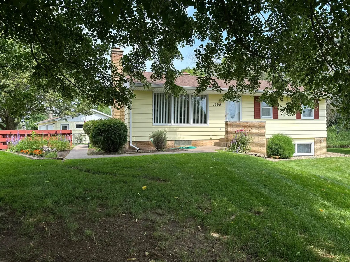 1299 N Birch Lake Boulevard, Saint Paul, MN 55110 - #1
