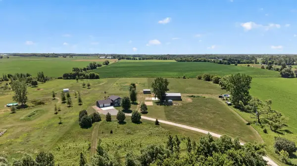 13487 Saint Croix Trail, North Branch, MN 55056