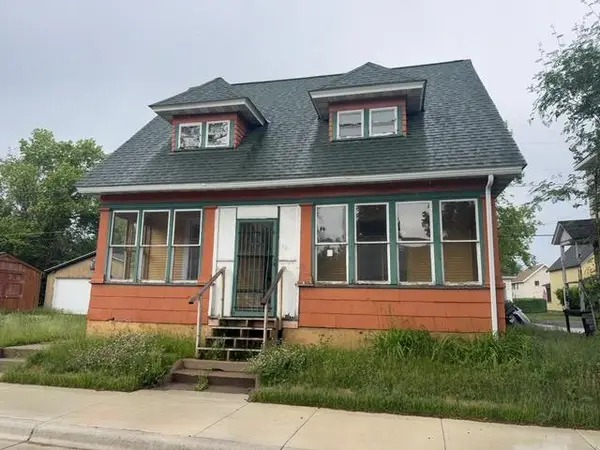 507 8 1/2 Street S, Virginia, MN 55792