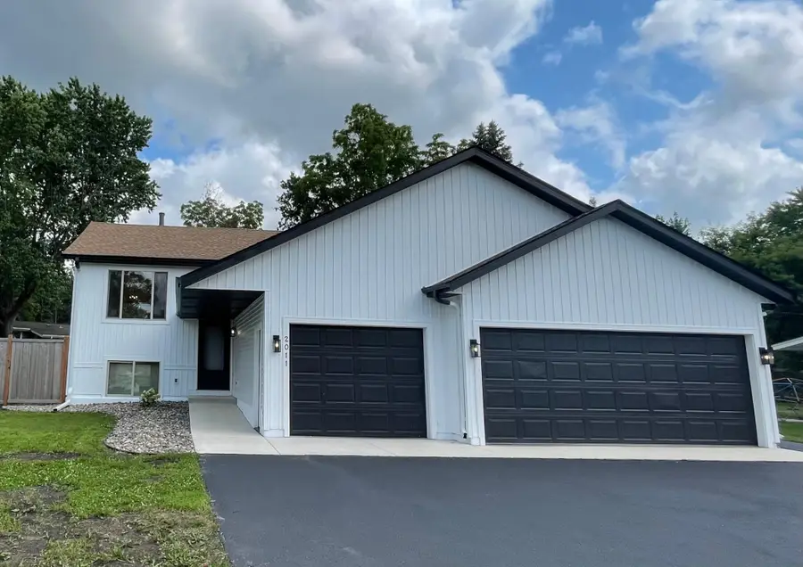 2011 Lake View Drive, Jordan, MN 55352 - #2