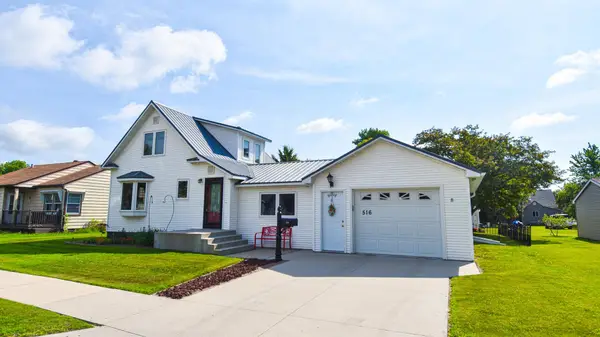 516 Saint Paul Avenue S, Thief River Falls, MN 56701