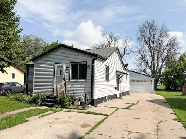 1719 Dover Street, Worthington, MN 56187
