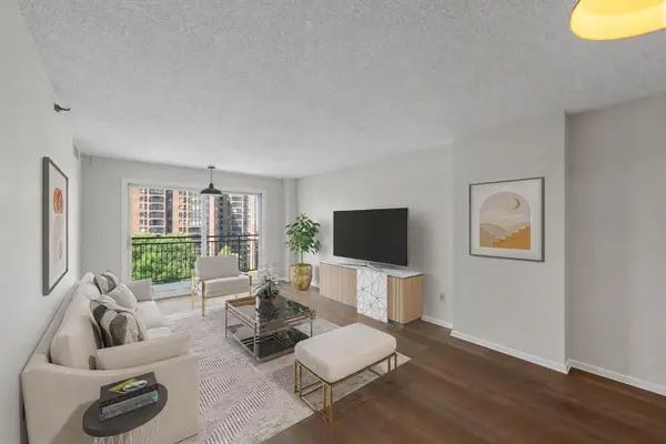 1225 Lasalle Avenue #1106, Minneapolis, MN 55403