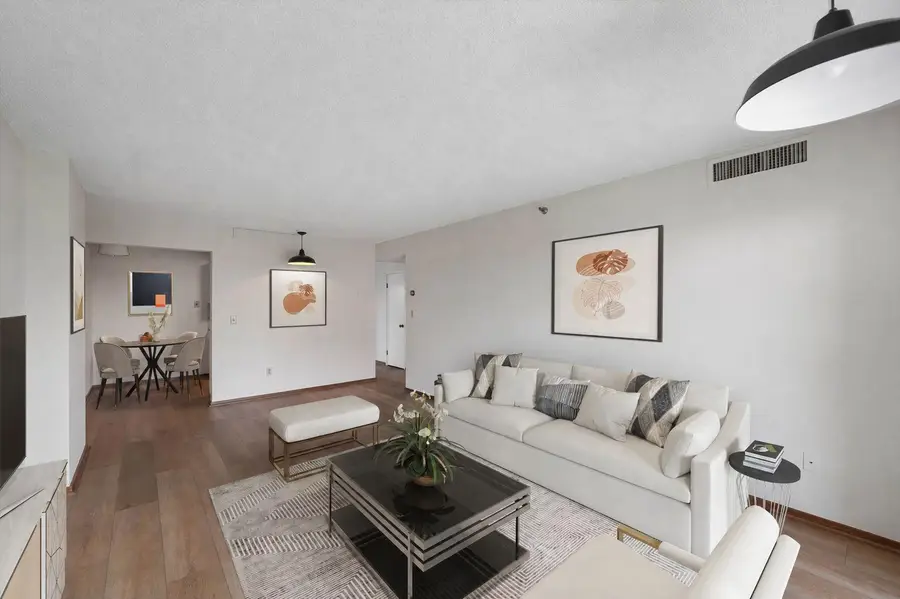 1225 Lasalle Avenue #1106, Minneapolis, MN 55403 - #2
