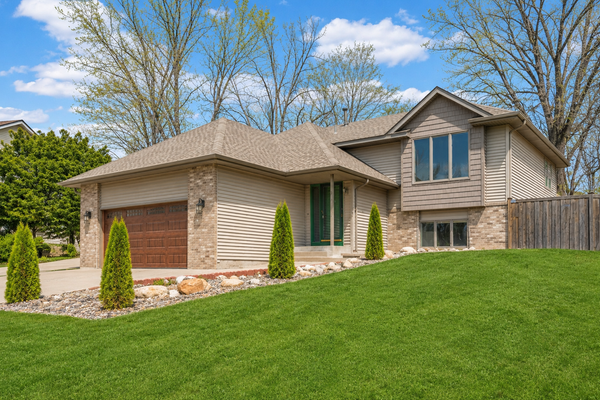 2916 Frank Street, Maplewood, MN 55109