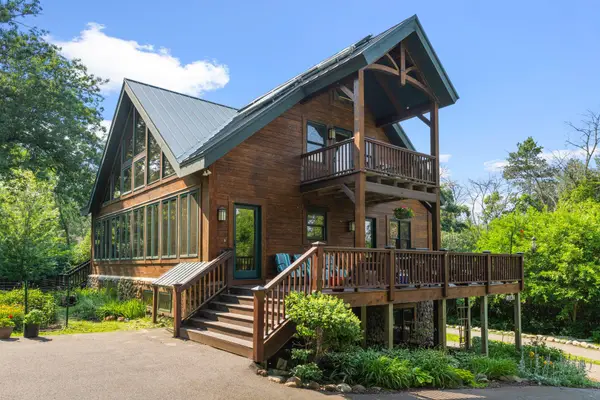 5840 Christmas Lake Road, Excelsior, MN 55331