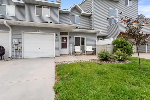 701 Woodduck Drive #C, Saint Paul, MN 55125