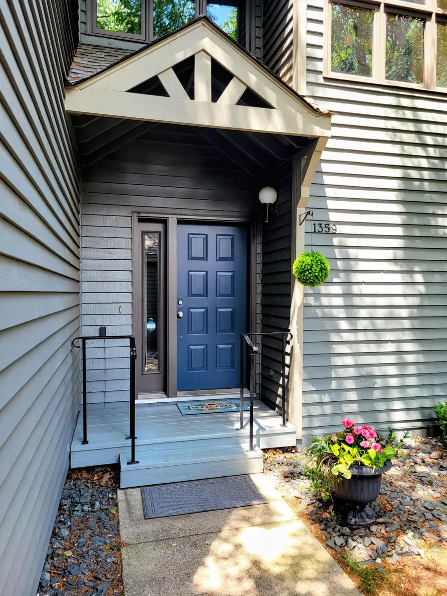 1359 Spencer Road W #1359, Saint Paul, MN 55108 - #3