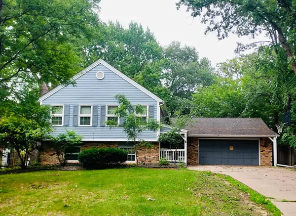 7424 Edgewood Avenue N, Minneapolis, MN 55428