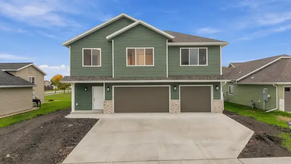 6183 Bennett Court S, Fargo, ND 58104