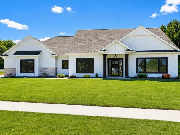 2009 Oscar Drive Ne, Rochester, MN 55906
