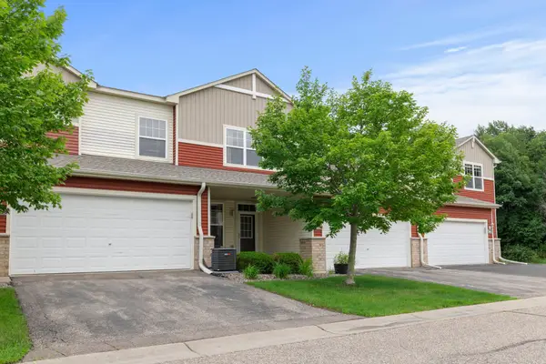 1646 White Pine Way #B, Carver, MN 55315