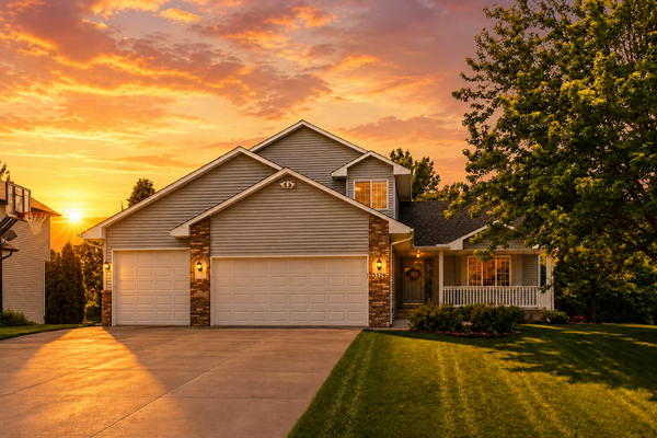 3529 Rose Court N, Minneapolis, MN 55443