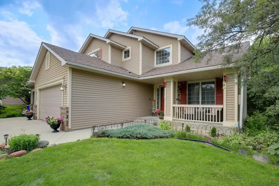 18546 85th Avenue N, Maple Grove, MN 55311 - #2