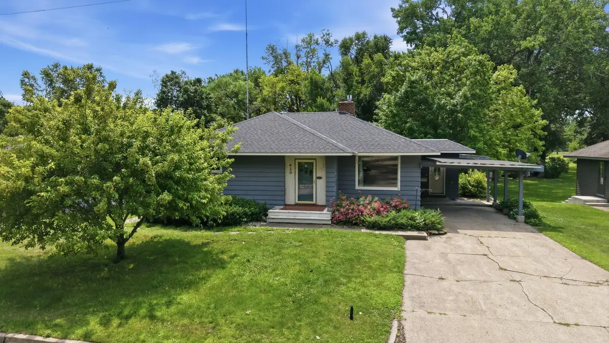 410 3rd Avenue Ne, Clara City, MN 56222 - #1
