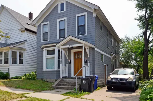 690 Conway Street, Saint Paul, MN 55106