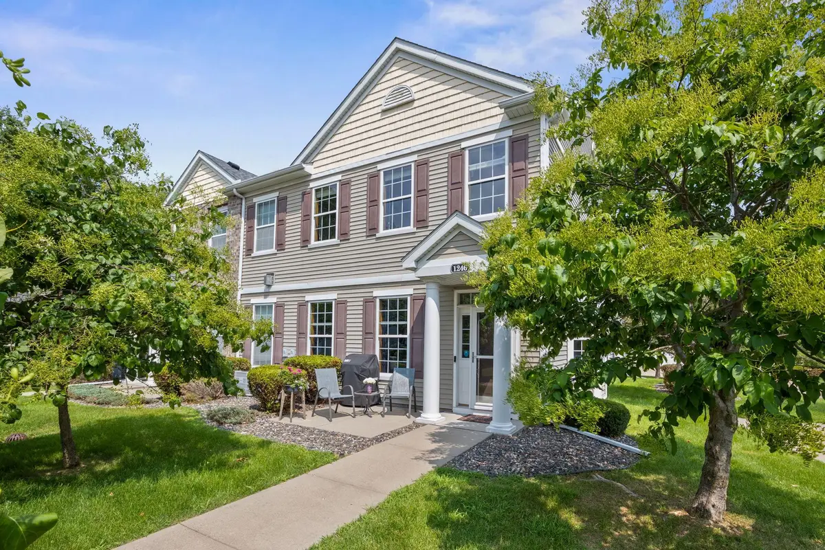 1246 Chateau Avenue #409, Saint Paul, MN 55109 - #1