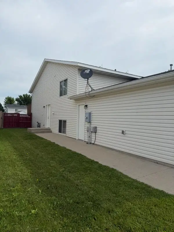 1010 Oak Place, West Fargo, ND 58078 - #3