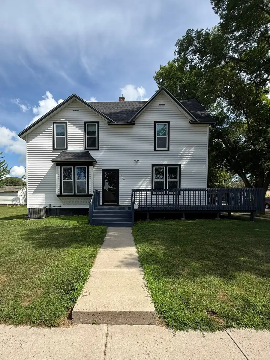 400 Walnut Street Sw, Sleepy Eye, MN 56085 - #2