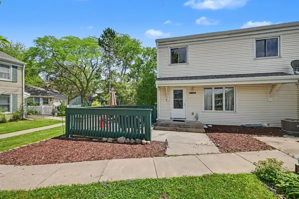 4920 Grenwich Trail N, Saint Paul, MN 55128