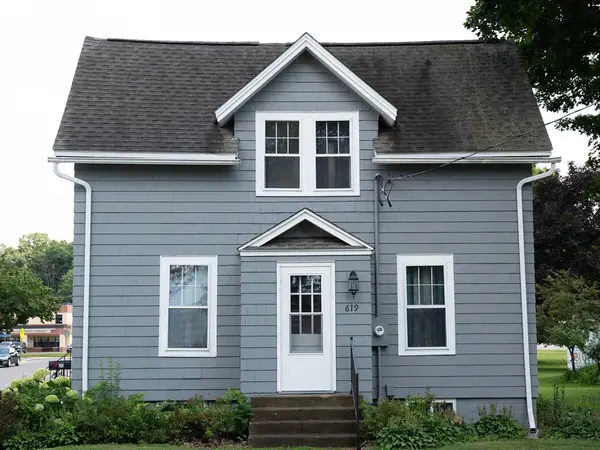 619 E Wells Street, Durand, WI 54736