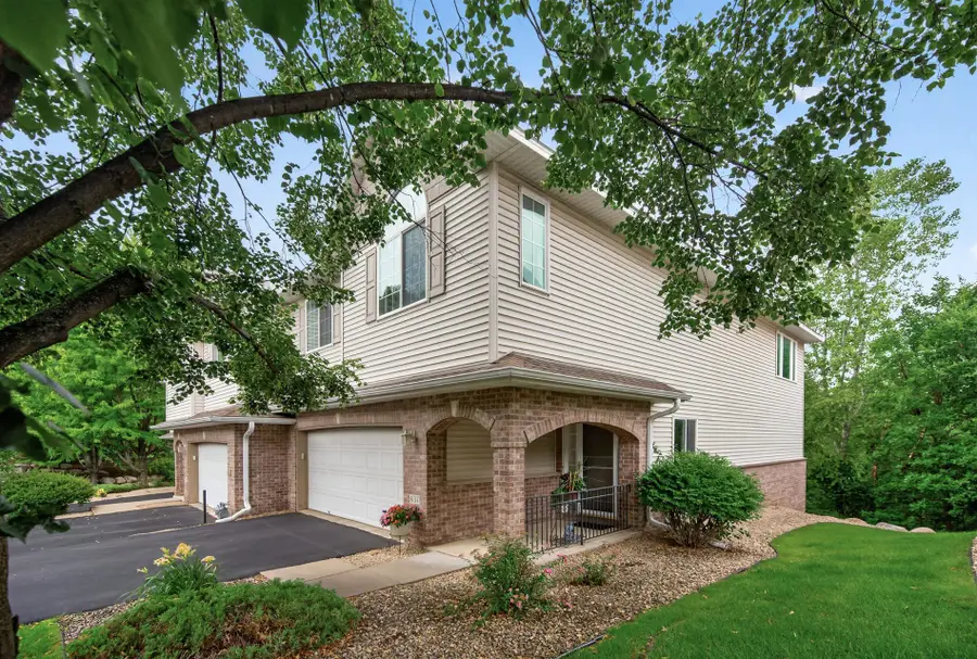 637 Crane Creek Lane, Eagan, MN 55121 - #2