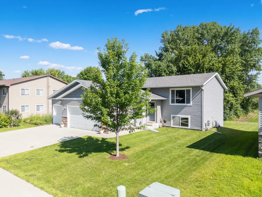 805 6th Street Ne, Stewartville, MN 55976 - #2