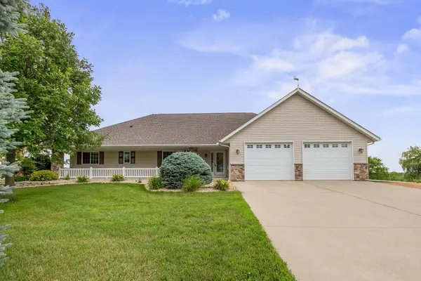 1175 Dale Street Sw, Hutchinson, MN 55350