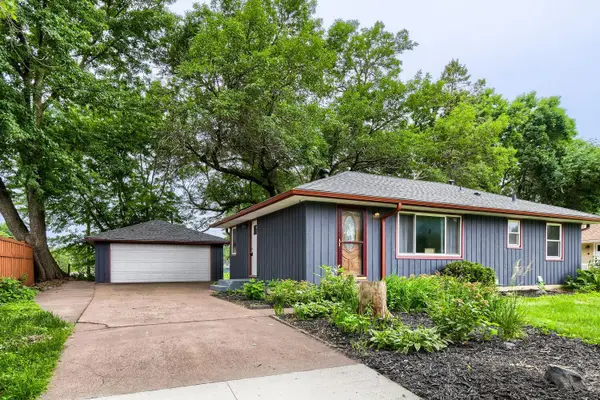 10920 Kumquat Street Nw, Minneapolis, MN 55448