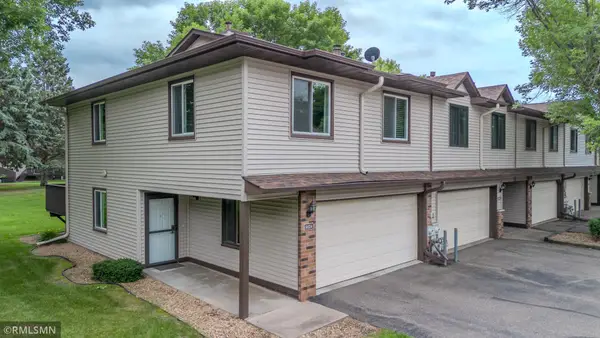 8824 N Maplebrook Court, Minneapolis, MN 55445