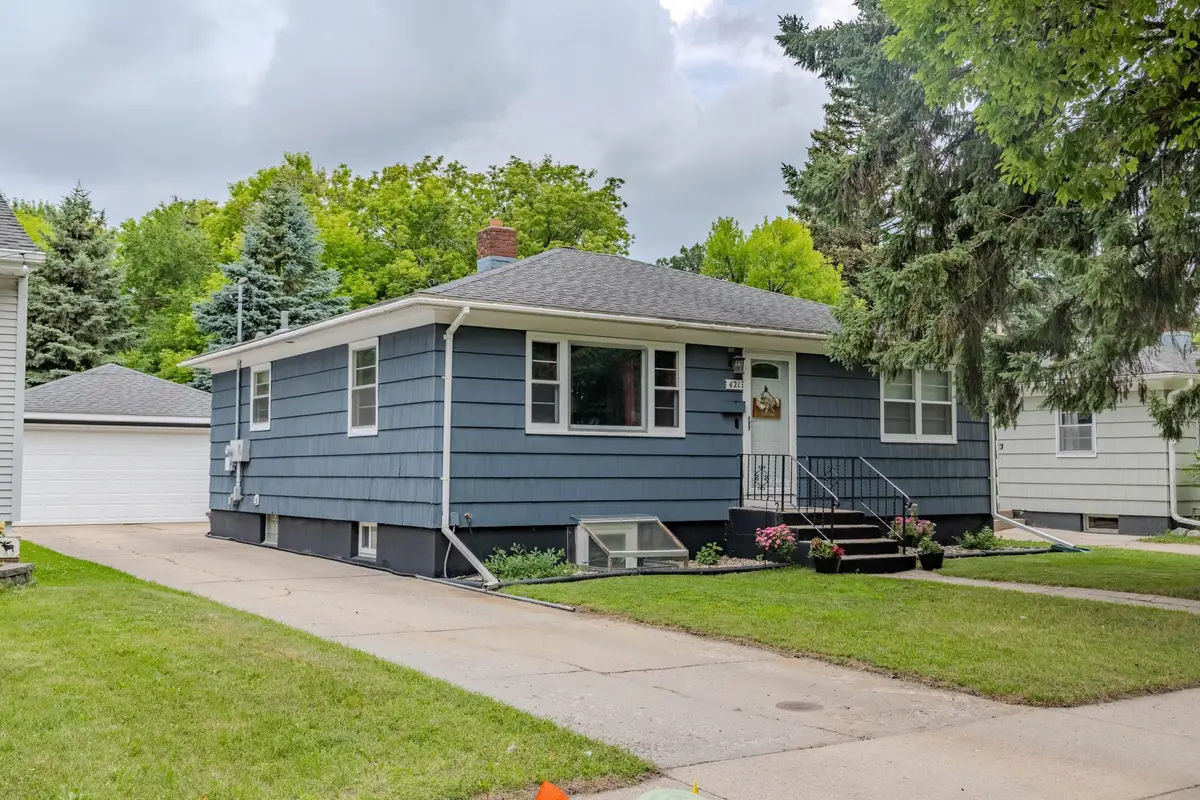 421 S 18th Street S, Moorhead, MN 56560 - #1