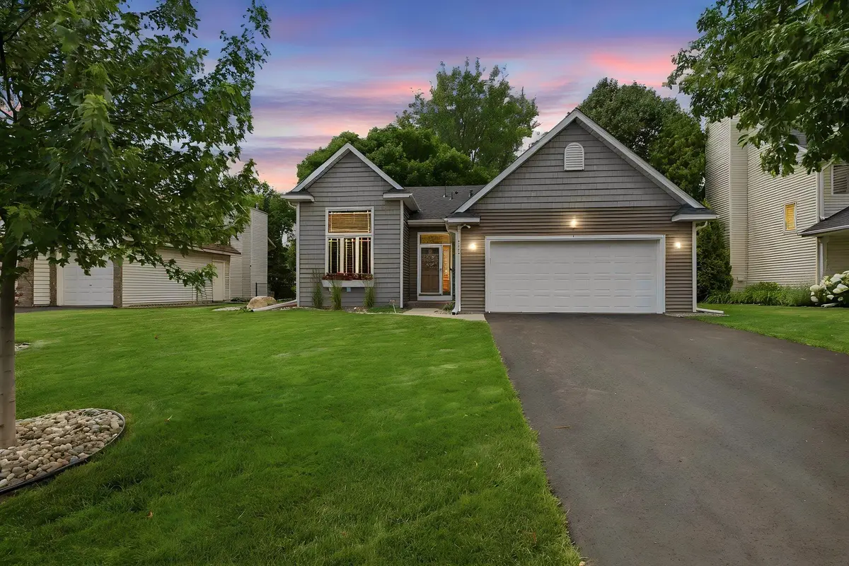 1222 Fallbrook Lane, Woodbury, MN 55125 - #1