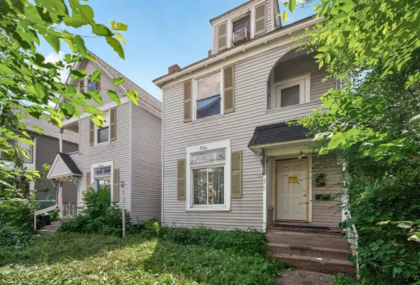 2210 Oakland Avenue, Minneapolis, MN 55404