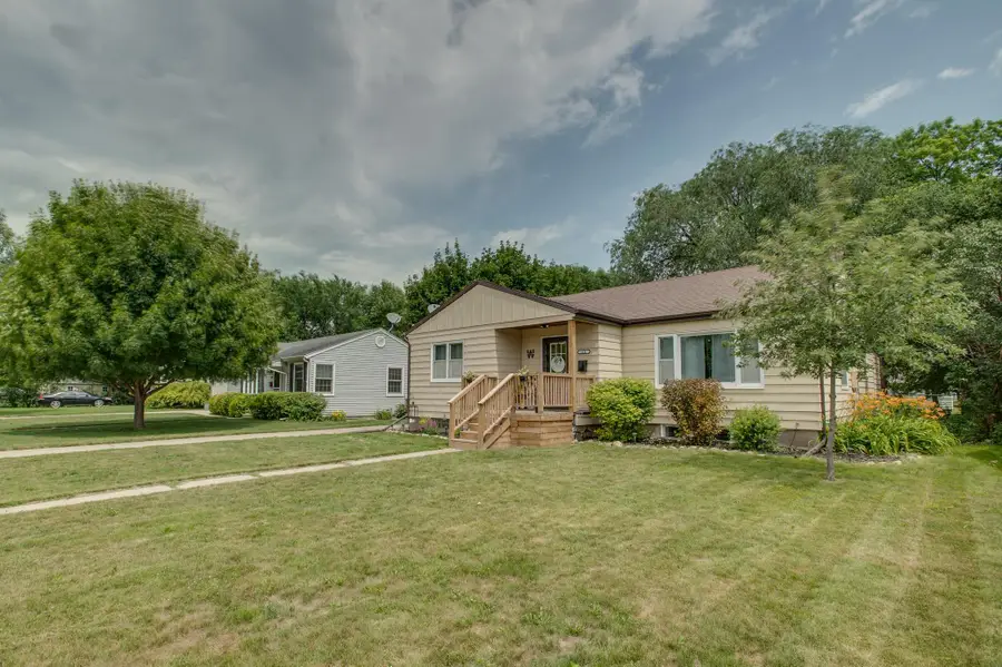 424 15th Street S, Moorhead, MN 56560 - #3