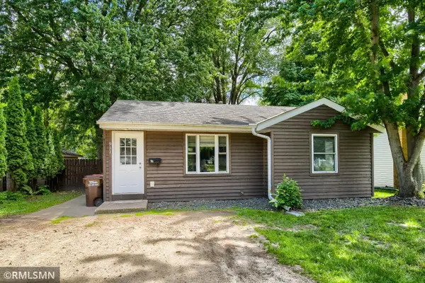 911 5th Street W, Hastings, MN 55033