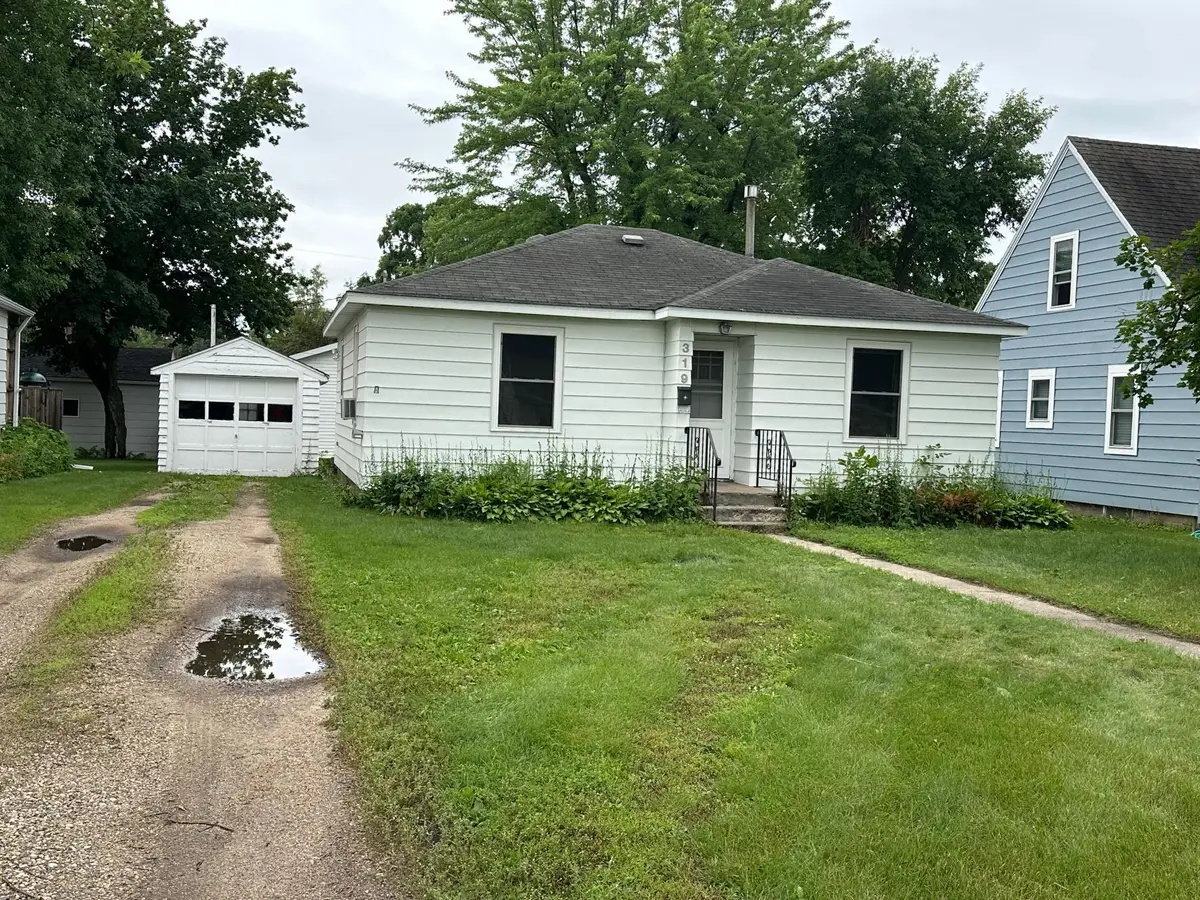 319 Langford Street, Detroit Lakes, MN 56501 - #1