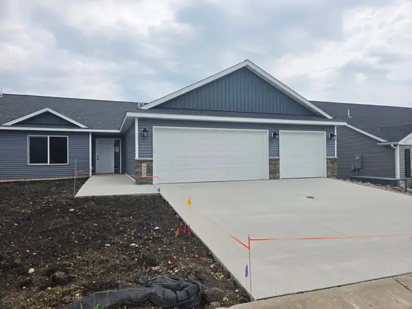 912 Katelyn Circle Ne, Montgomery, MN 56069