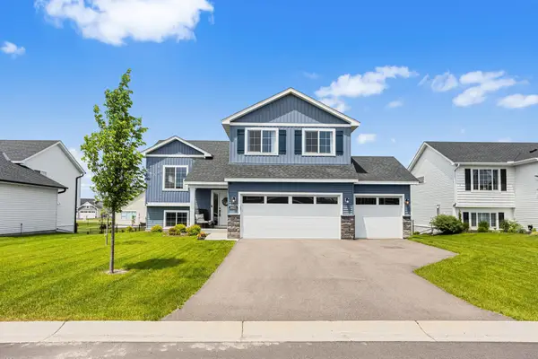 1622 Oak Ridge Street, Hanover, MN 55341